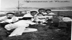 Grupo de amigos de merienda 1951
